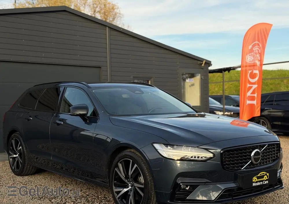 VOLVO V90 B4 D Plus Dark