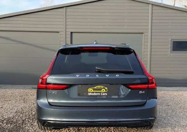 VOLVO V90 B4 D Plus Dark