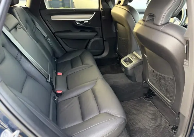 VOLVO V90 B4 D Plus Dark