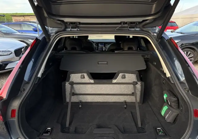 VOLVO V90 B4 D Plus Dark