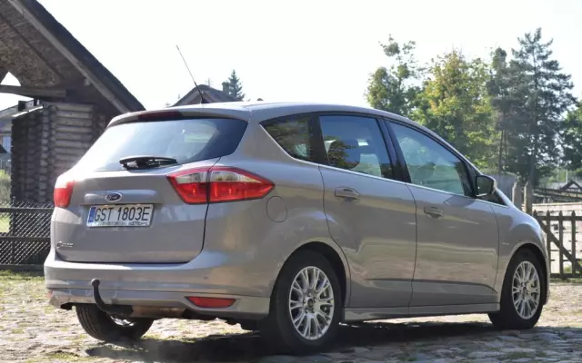 FORD C-MAX 