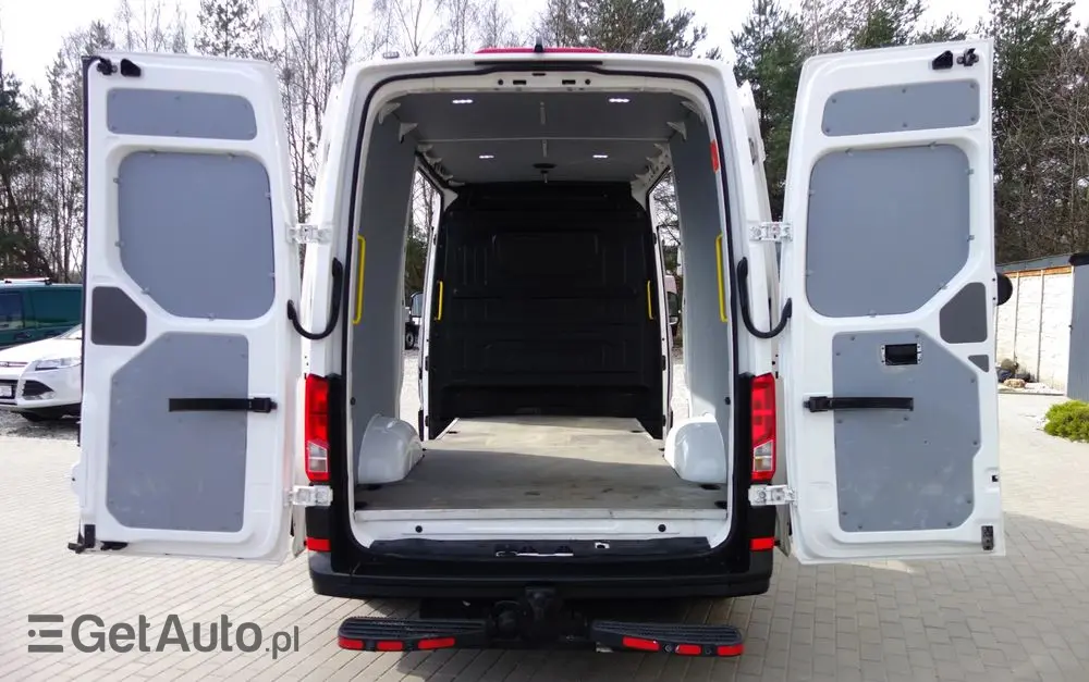 VOLKSWAGEN Crafter 2.0 TDI 177 KM  L3H2 Klima Poduszki Webasto Kamera 