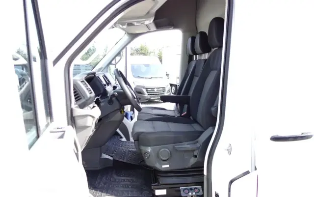 VOLKSWAGEN Crafter 2.0 TDI 177 KM  L3H2 Klima Poduszki Webasto Kamera 