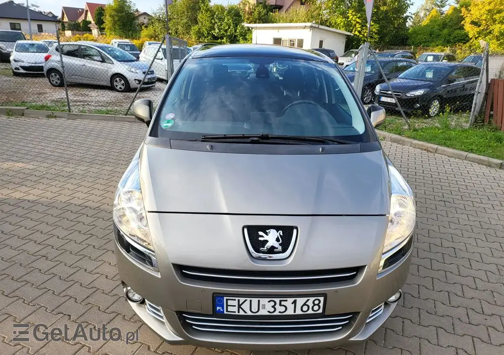 PEUGEOT 5008 1.6 THP Allure 7os