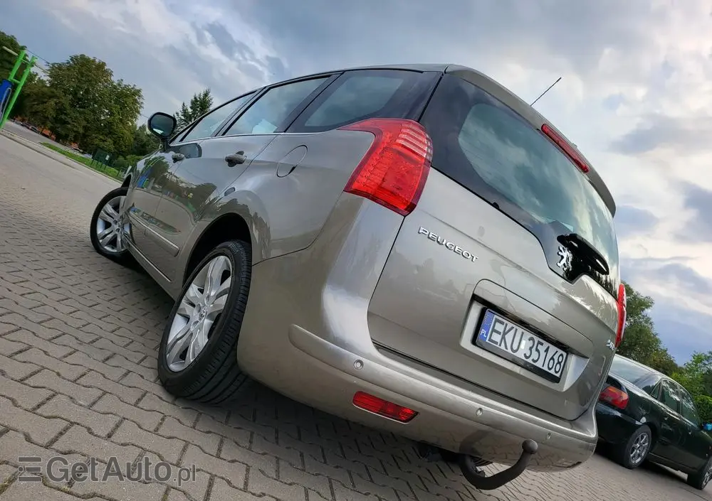 PEUGEOT 5008 1.6 THP Allure 7os