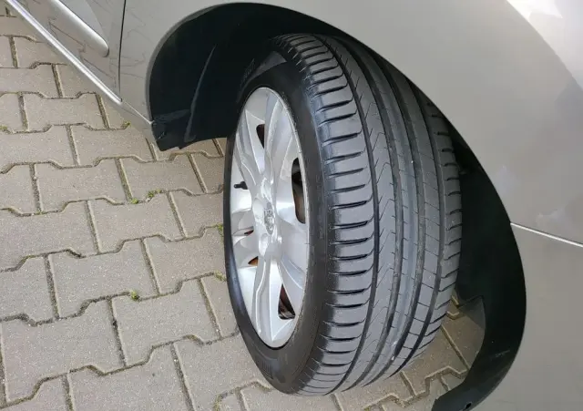 PEUGEOT 5008 1.6 THP Allure 7os