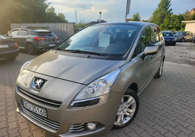 PEUGEOT 5008 1.6 THP Allure 7os