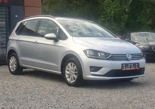 VOLKSWAGEN Golf Sportsvan 1.6 TDI (BlueMotion Technology) Comfortline