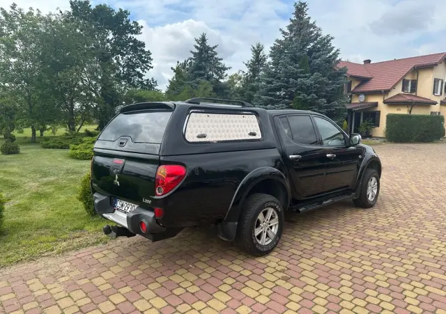 MITSUBISHI L200 Pick Up 4x4 Autm DPF Instyle Double Cab
