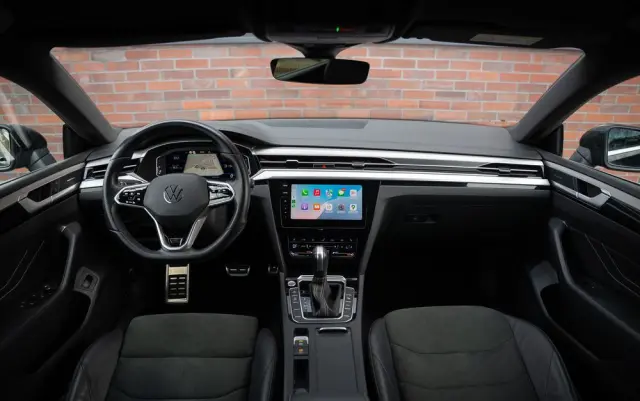 VOLKSWAGEN Arteon Shooting Brake 2.0 TDI 4Motion R-Line DSG