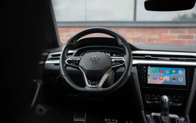 VOLKSWAGEN Arteon Shooting Brake 2.0 TDI 4Motion R-Line DSG