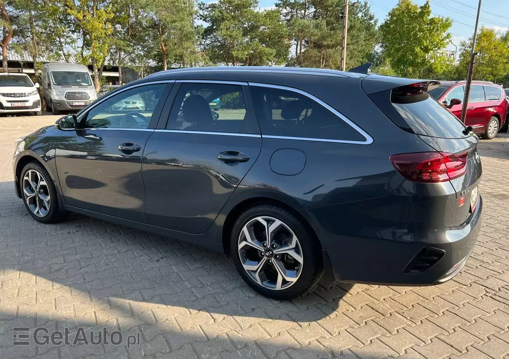 KIA Ceed 1.4 T-GDI L Business Line