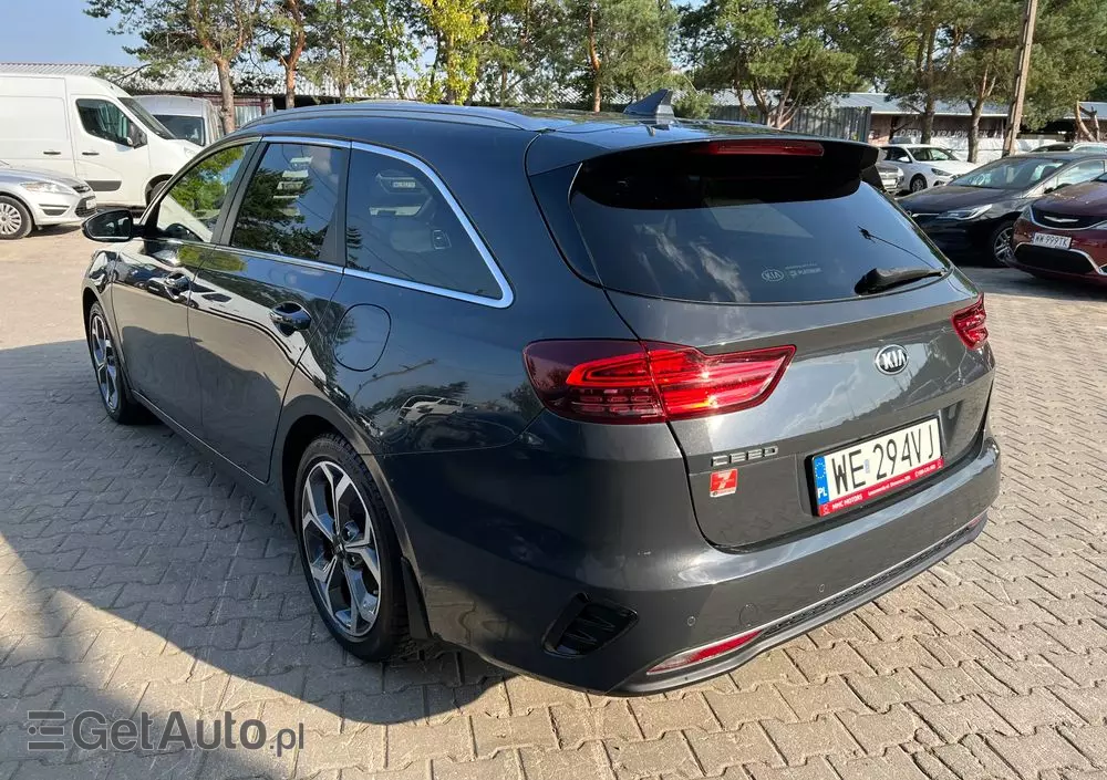 KIA Ceed 1.4 T-GDI L Business Line