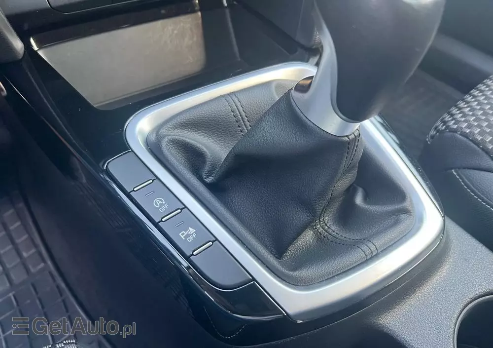 KIA Ceed 1.4 T-GDI L Business Line