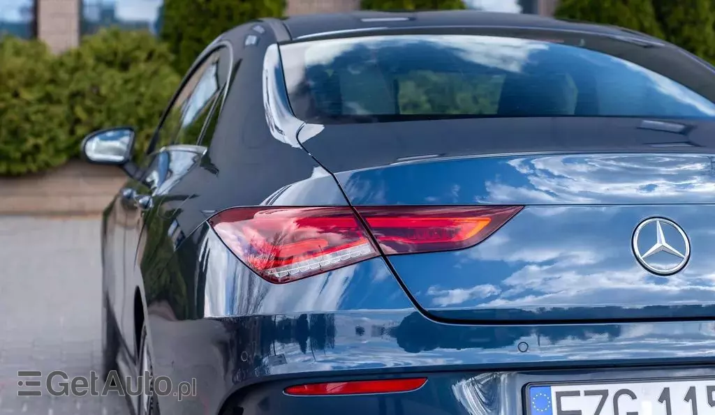 MERCEDES-BENZ CLA 