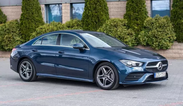 MERCEDES-BENZ CLA 