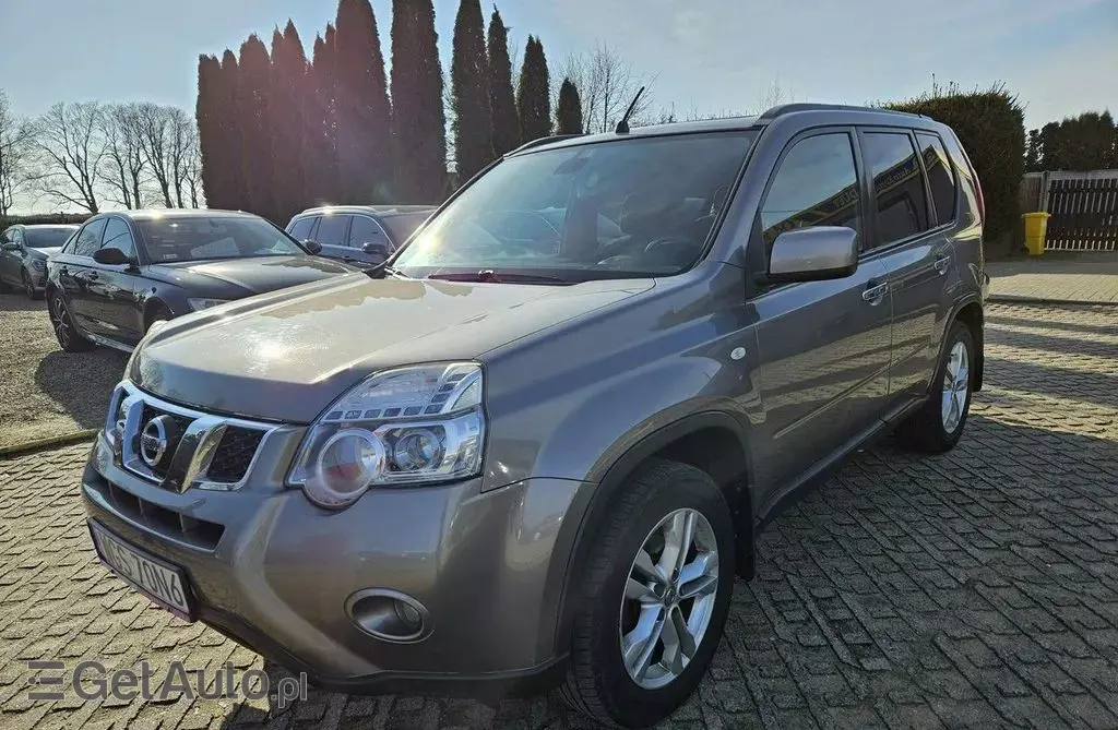 NISSAN X-Trail 
