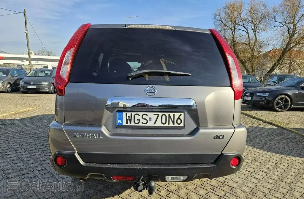 NISSAN X-Trail 