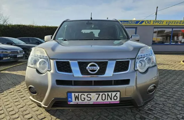 NISSAN X-Trail 
