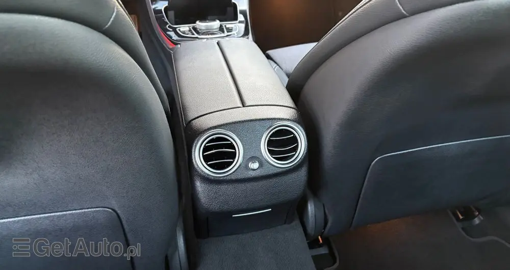 MERCEDES-BENZ Klasa E 220 d 9G-TRONIC