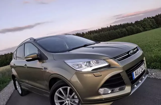 FORD Kuga 