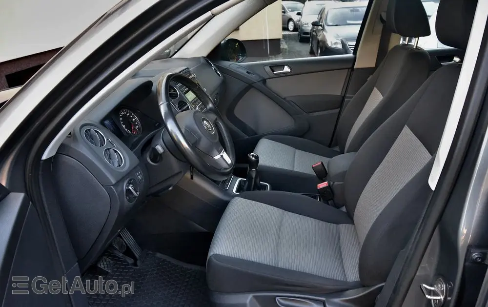 VOLKSWAGEN Tiguan 2.0 TDI DPF 4Motion BlueMotion Technology Trend & Fun