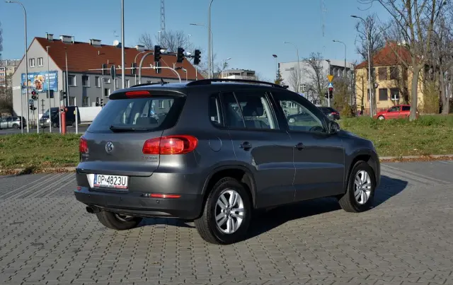 VOLKSWAGEN Tiguan 2.0 TDI DPF 4Motion BlueMotion Technology Trend & Fun