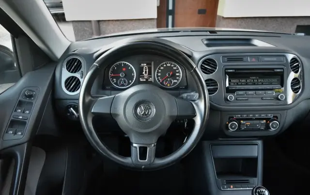 VOLKSWAGEN Tiguan 2.0 TDI DPF 4Motion BlueMotion Technology Trend & Fun