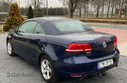 VOLKSWAGEN Eos 