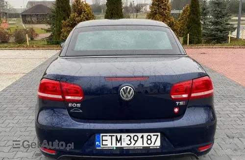 VOLKSWAGEN Eos 