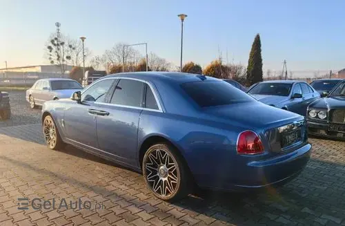ROLLS-ROYCE Ghost 