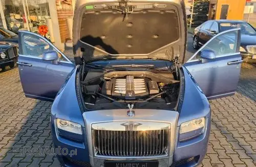 ROLLS-ROYCE Ghost 