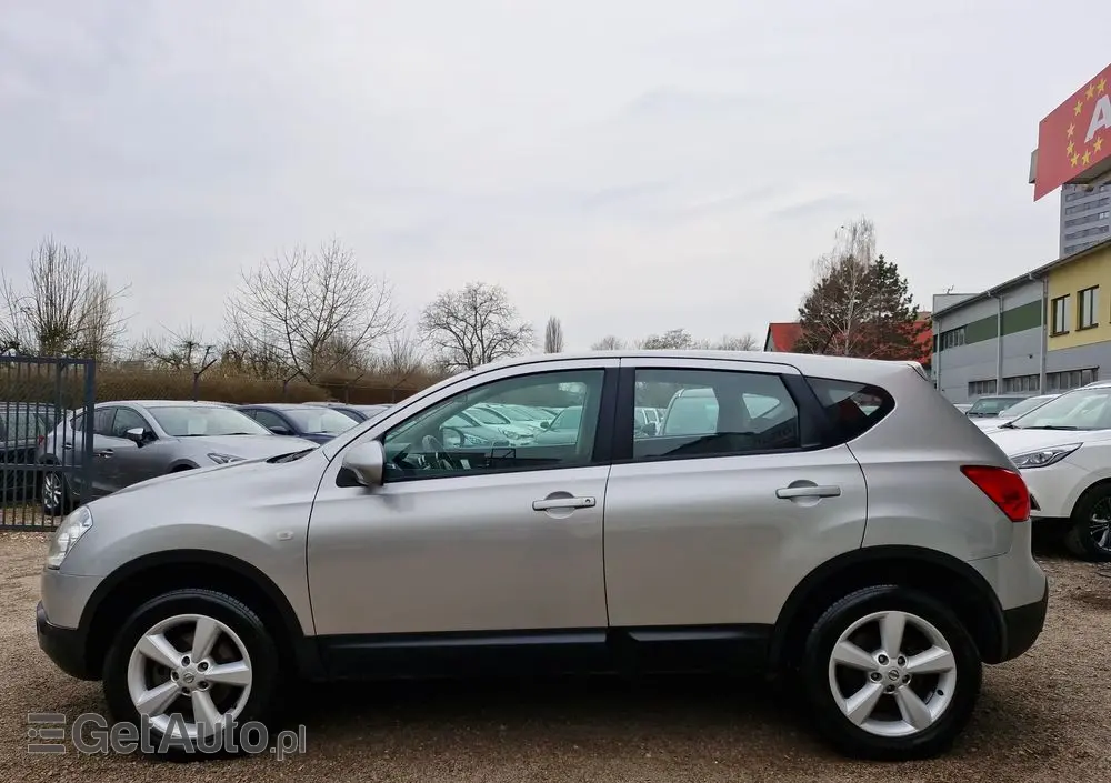 NISSAN Qashqai 1.6 Tekna