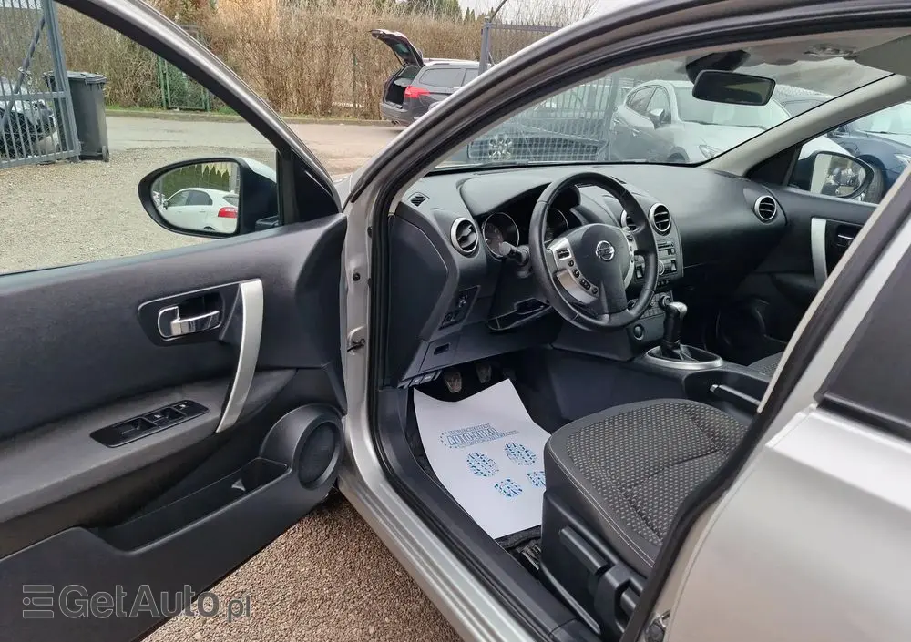NISSAN Qashqai 1.6 Tekna