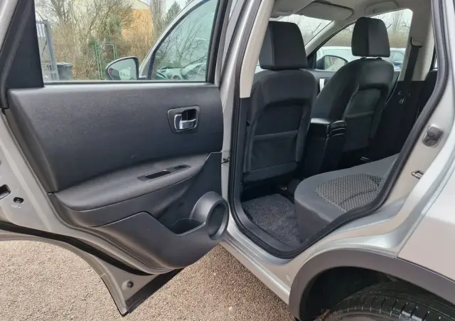NISSAN Qashqai 1.6 Tekna