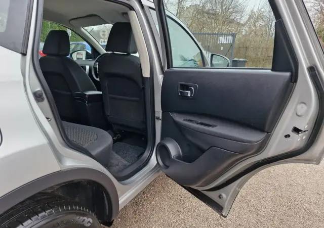 NISSAN Qashqai 1.6 Tekna