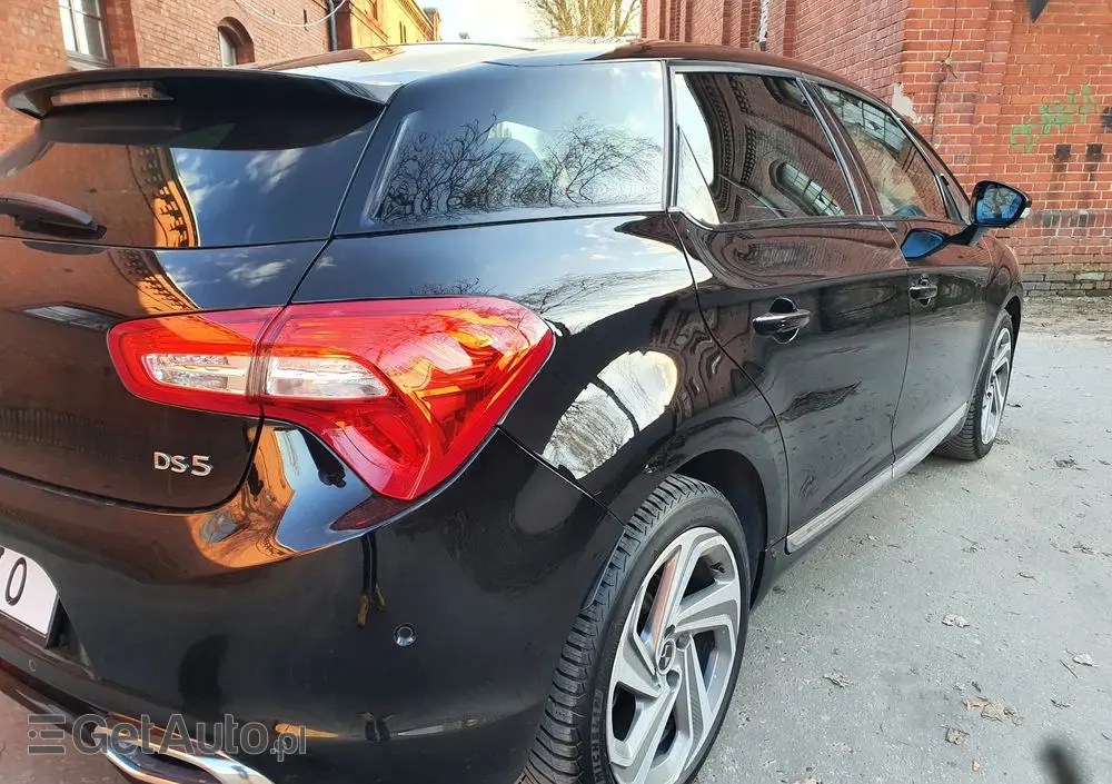 DS AUTOMOBILES DS 5 