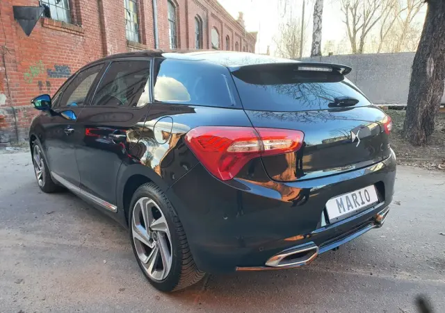 DS AUTOMOBILES DS 5 