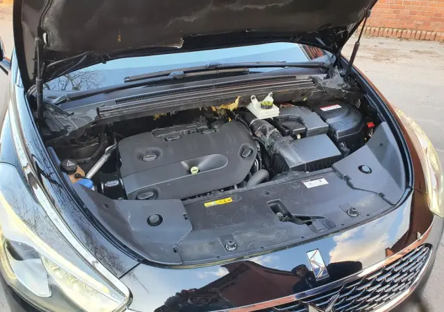 DS AUTOMOBILES DS 5 