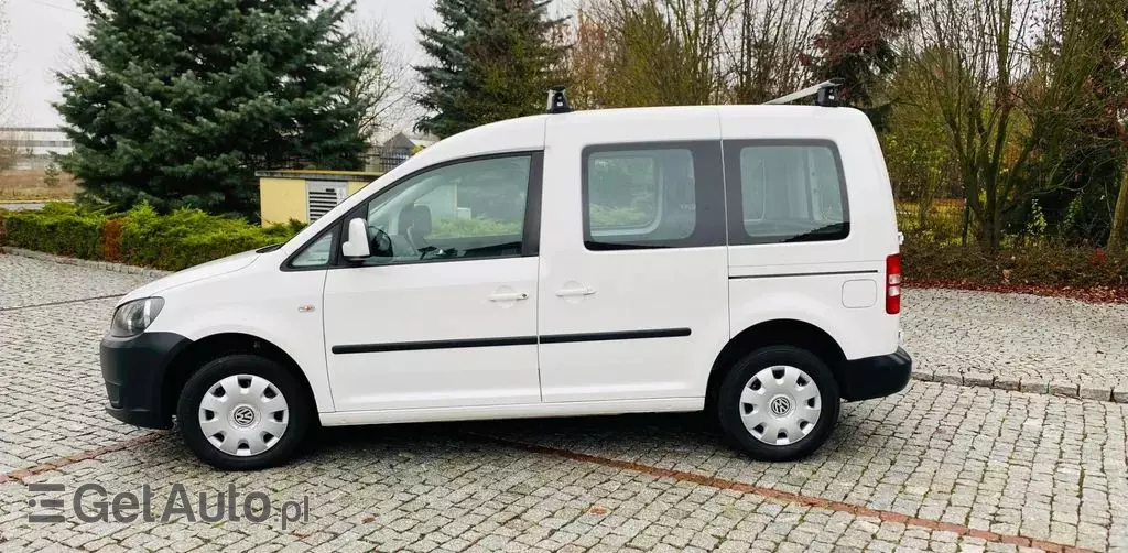VOLKSWAGEN Caddy 