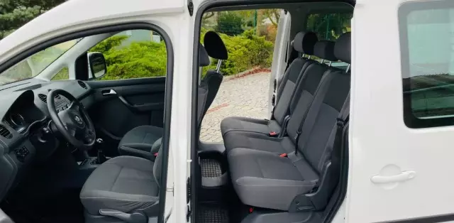 VOLKSWAGEN Caddy 