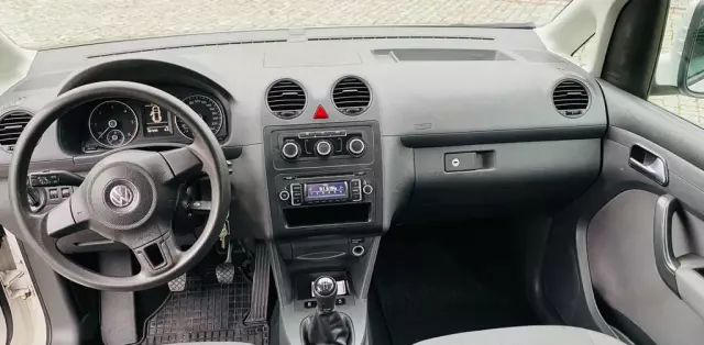 VOLKSWAGEN Caddy 