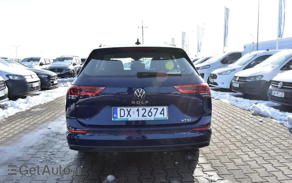 VOLKSWAGEN Golf 1.5 eTSI OPF DSG Life