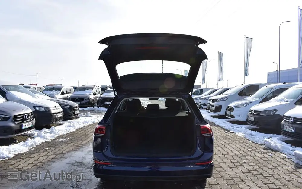 VOLKSWAGEN Golf 1.5 eTSI OPF DSG Life