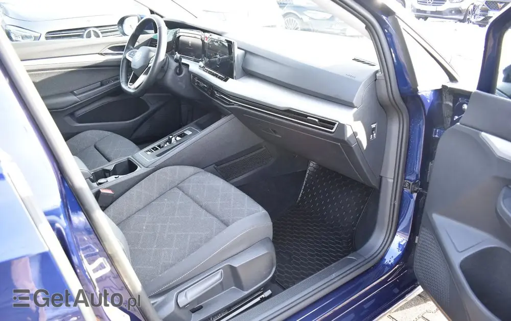 VOLKSWAGEN Golf 1.5 eTSI OPF DSG Life