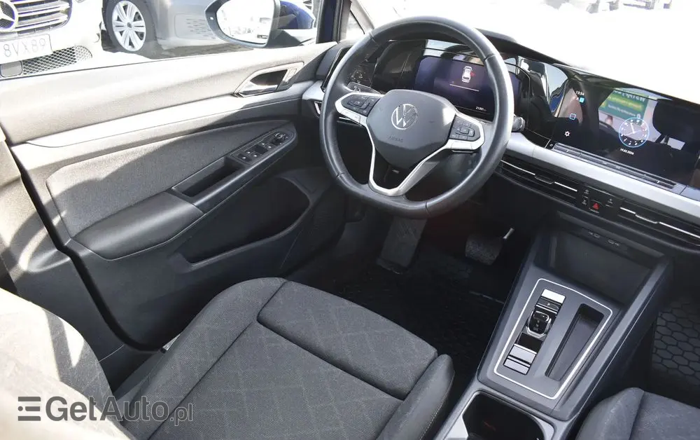 VOLKSWAGEN Golf 1.5 eTSI OPF DSG Life