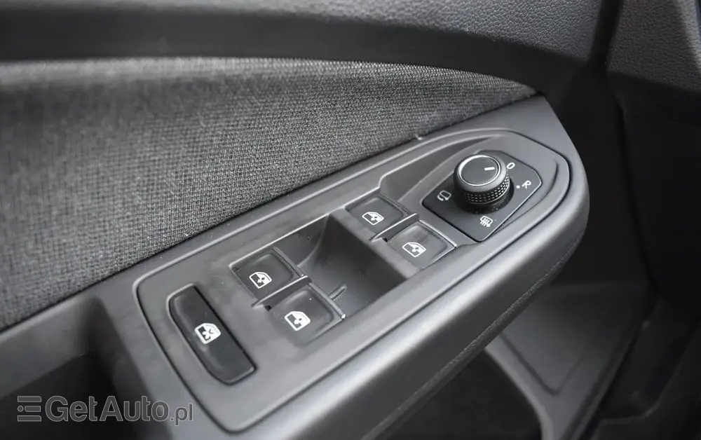 VOLKSWAGEN Golf 1.5 eTSI OPF DSG Life