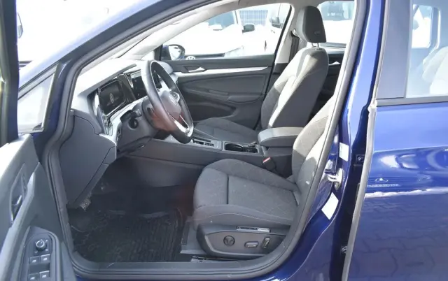 VOLKSWAGEN Golf 1.5 eTSI OPF DSG Life