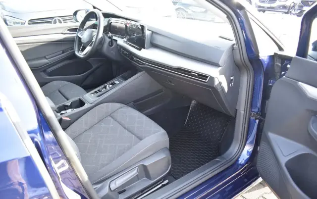 VOLKSWAGEN Golf 1.5 eTSI OPF DSG Life