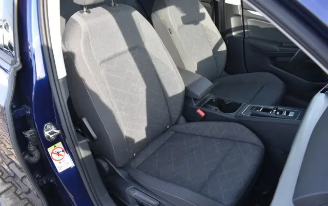 VOLKSWAGEN Golf 1.5 eTSI OPF DSG Life